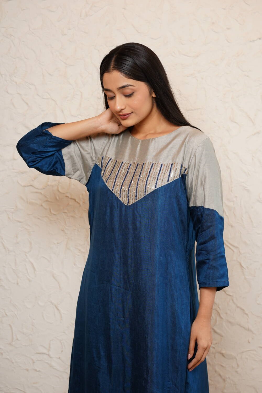 Neer (Top Bottom Set) - Image 3